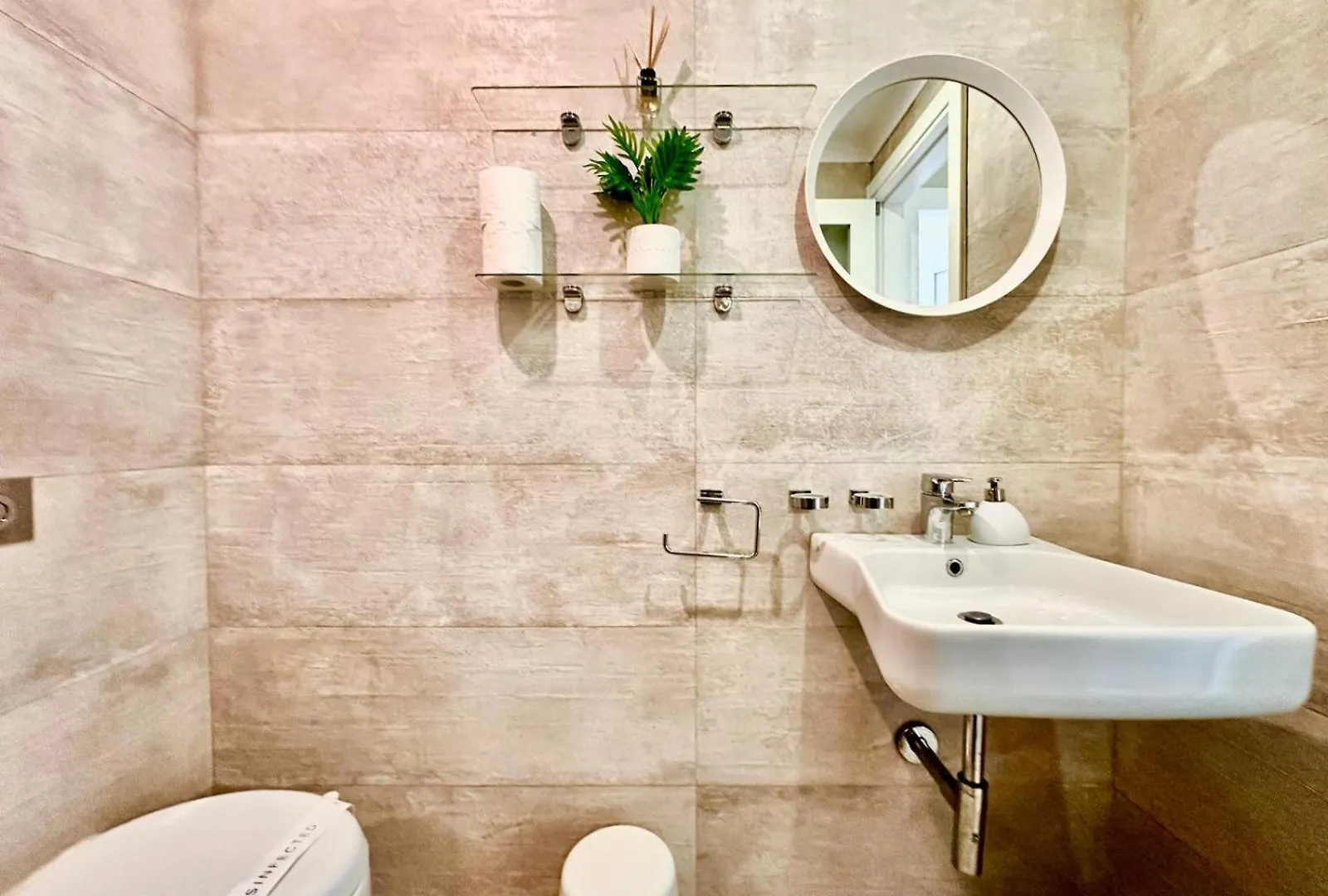 Charming Flat Off The Sea Front Apartment Gzira Malta