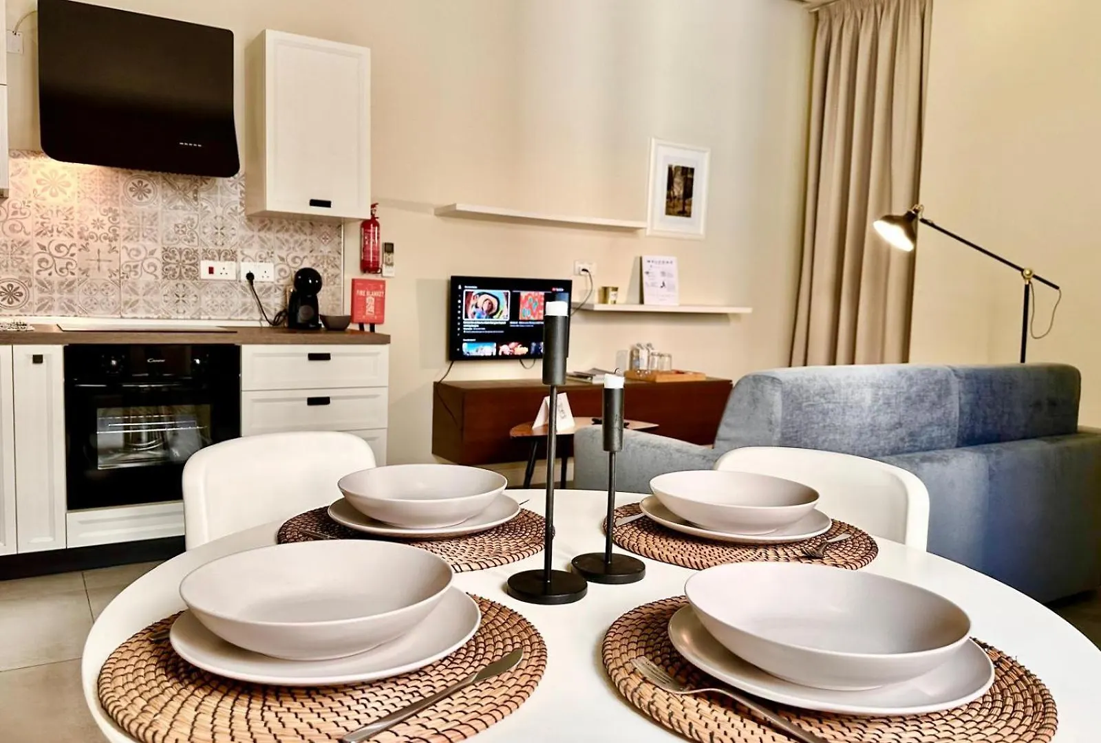 Charming Flat Off The Sea Front Apartment Gzira 0*,  Malta