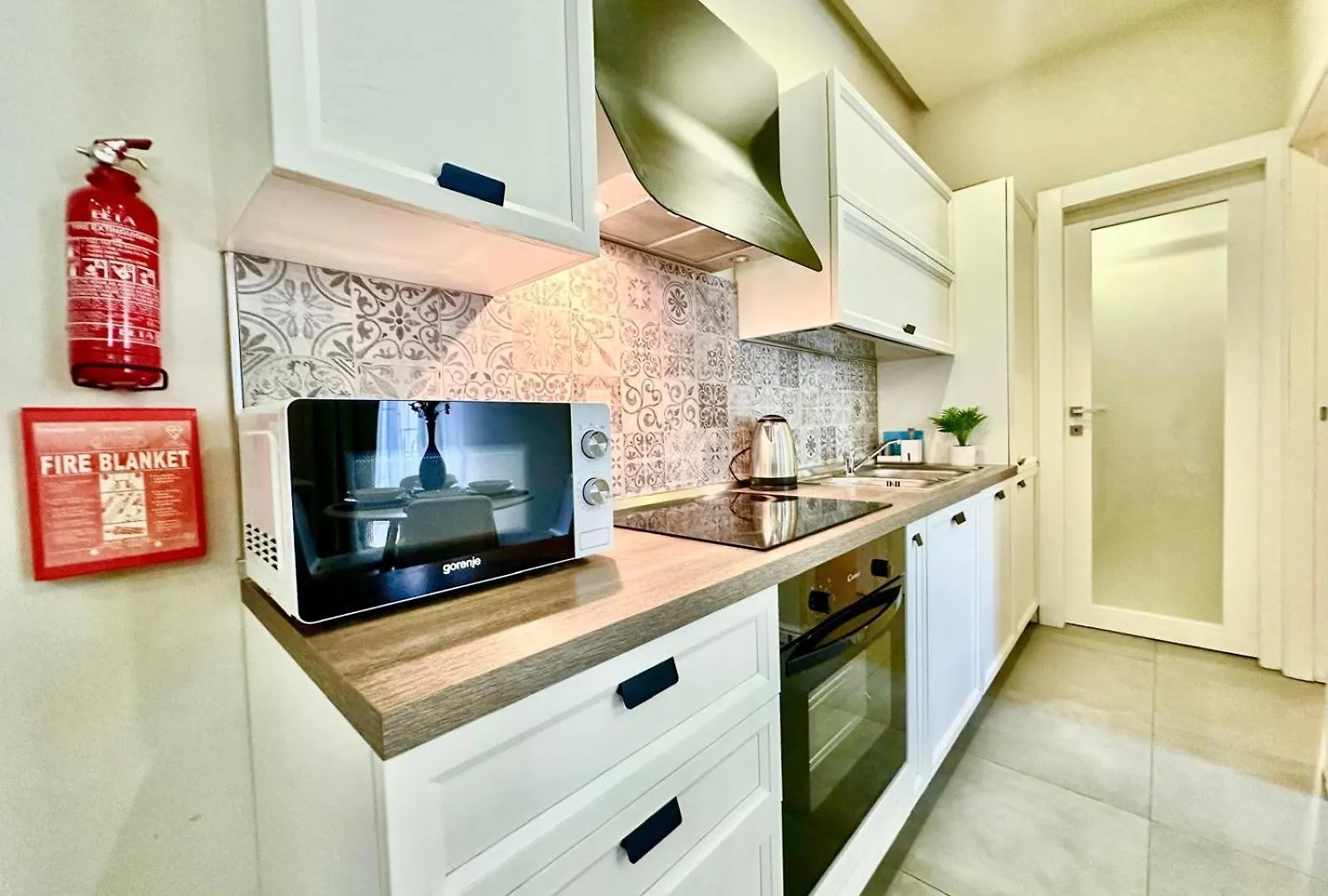 Charming Flat Off The Sea Front Apartment Gzira