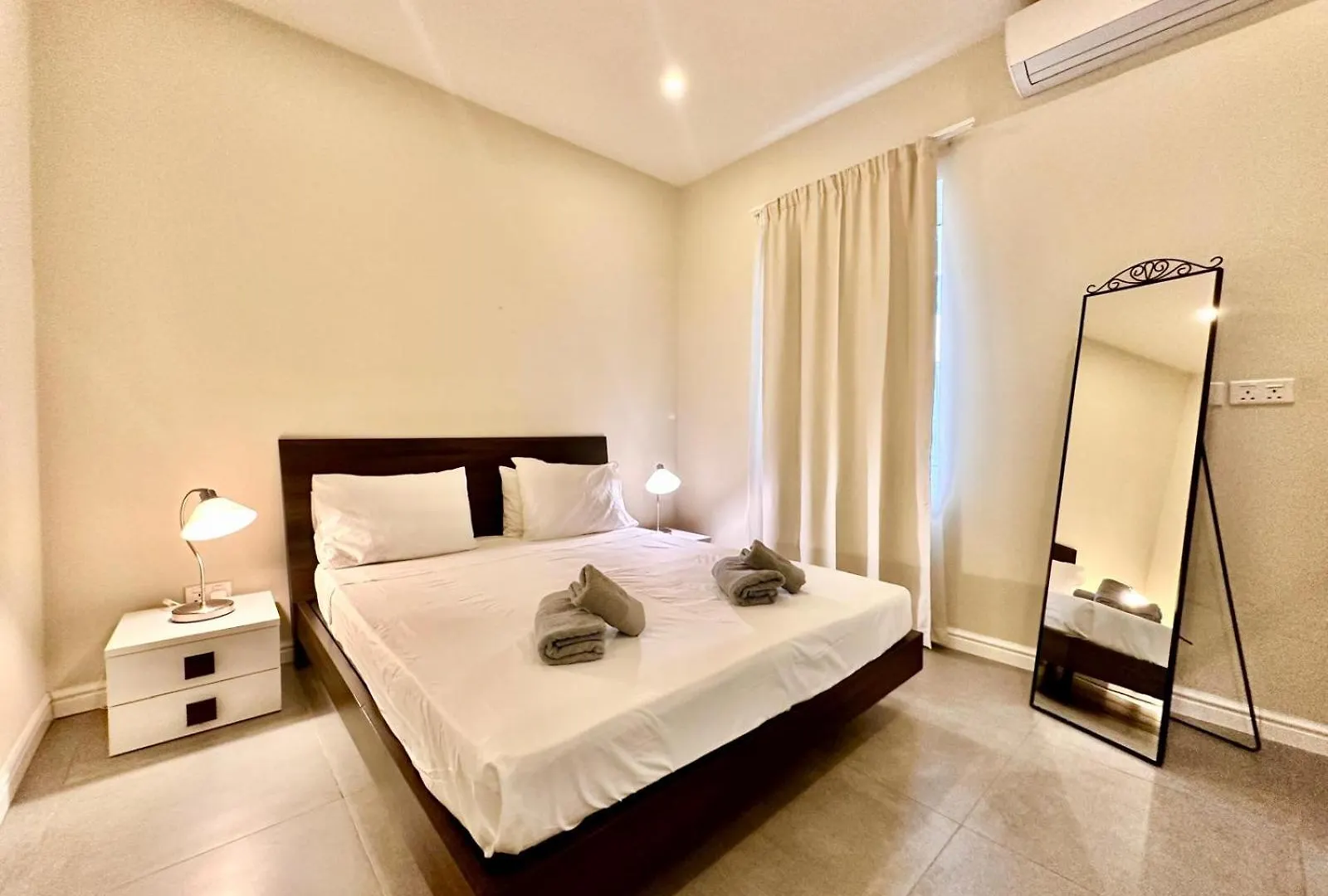 Charming Flat Off The Sea Front Apartment Gzira
