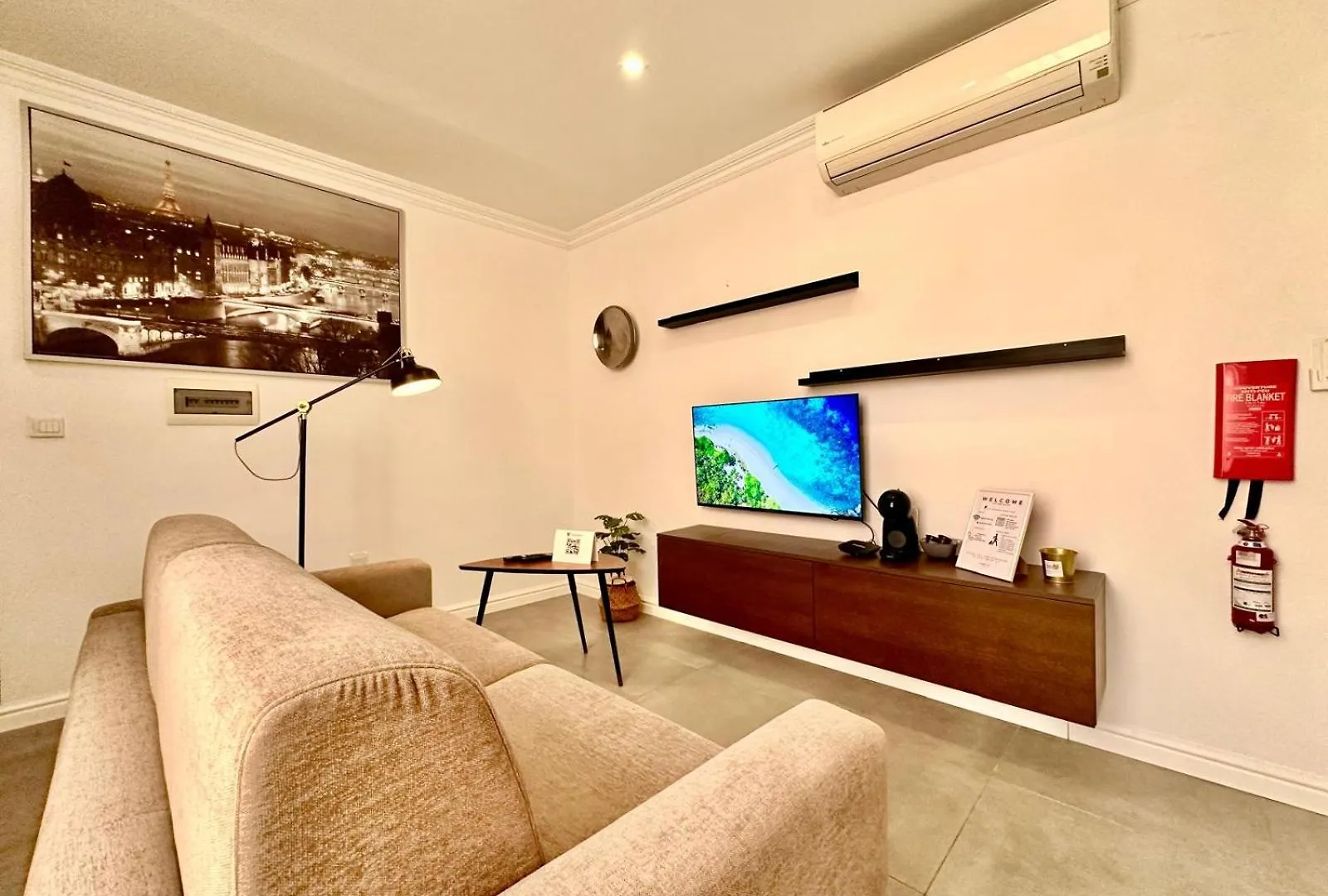 Charming Flat Off The Sea Front Apartment Gzira